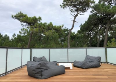 Réalisation de terrasses en bois à La Tranche-sur-Mer : élégance et modernité en Teck et Ipé
